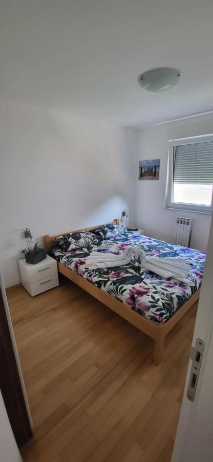 Apartment Summer Dream Punat Bagian luar foto