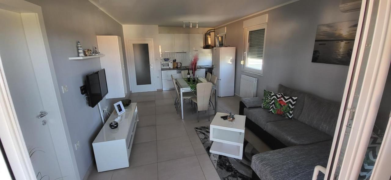 Apartment Summer Dream Punat Bagian luar foto